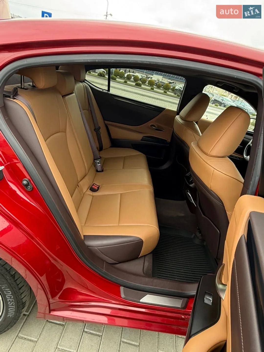 2020 Lexus ES - мініатюра 15