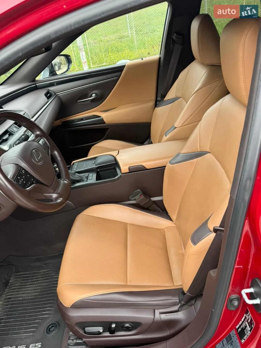 2020 Lexus ES - мініатюра 19