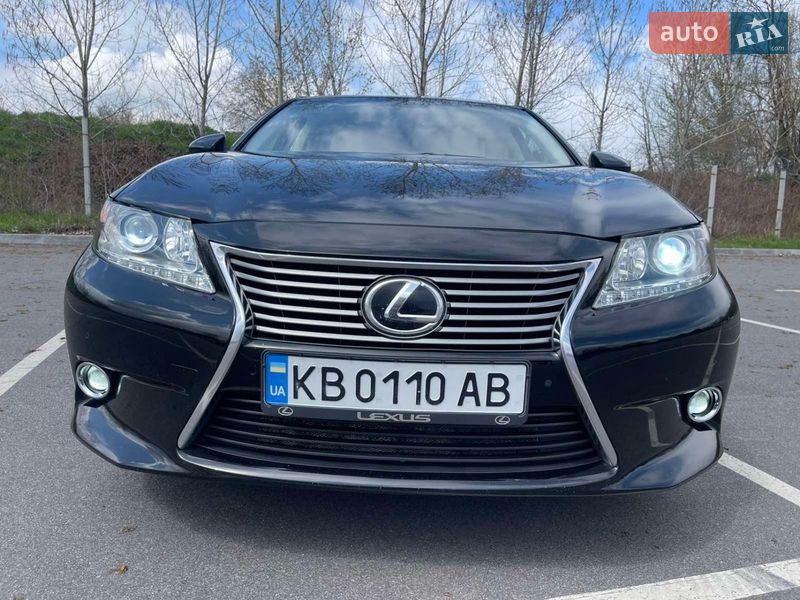 Седан Lexus ES 2013 в Виннице фото 23 Седан Lexus ES 2013 в Виннице