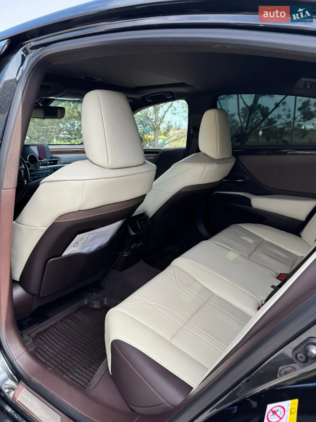 2019 Lexus ES - мініатюра 9