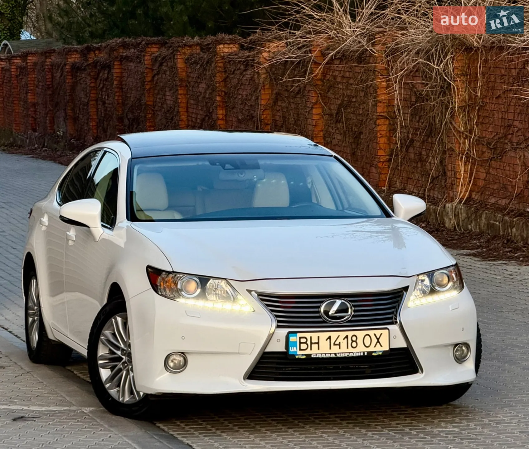 2013 Lexus ES - мініатюра 26