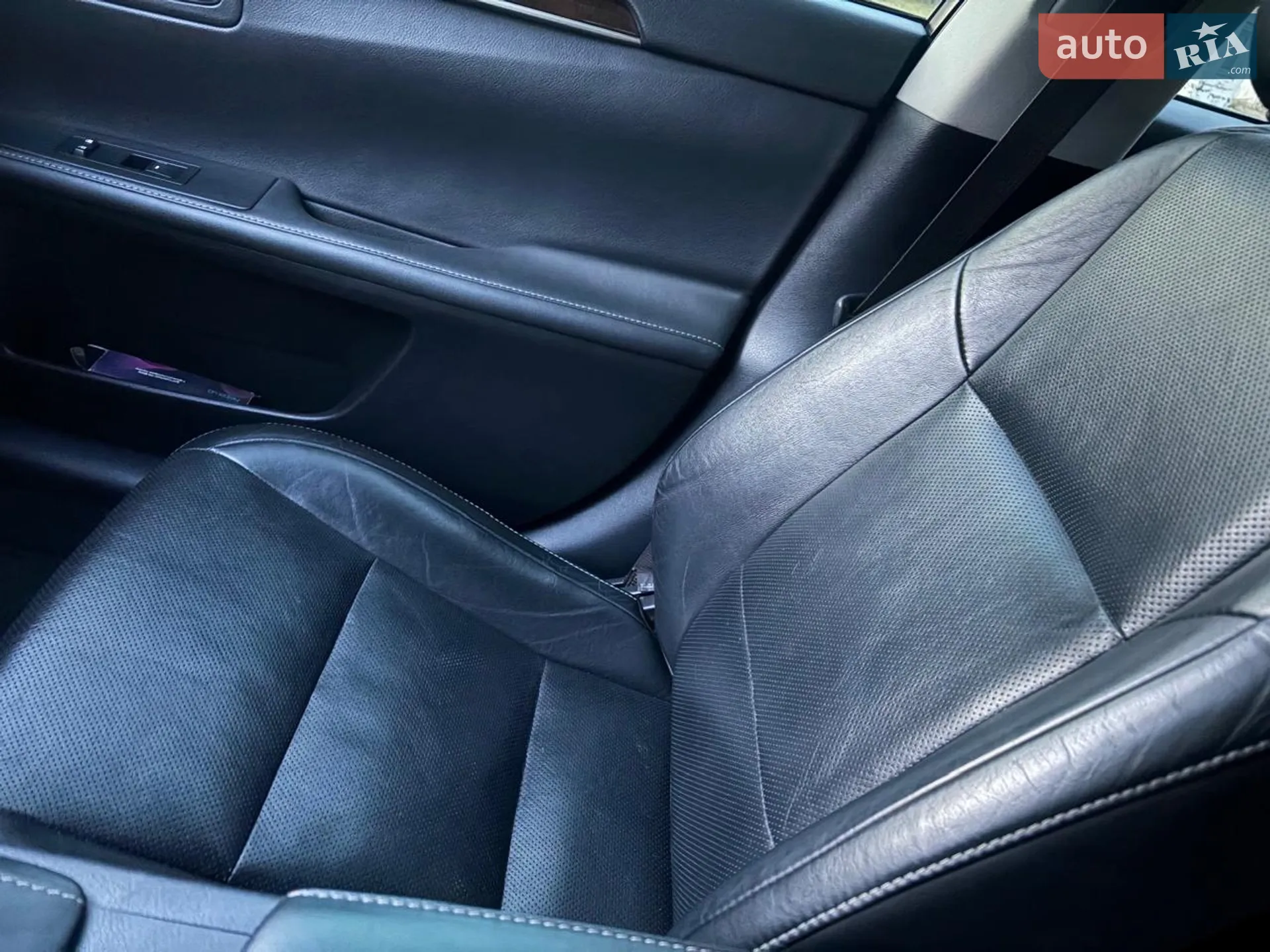 2014 Lexus ES - мініатюра 16