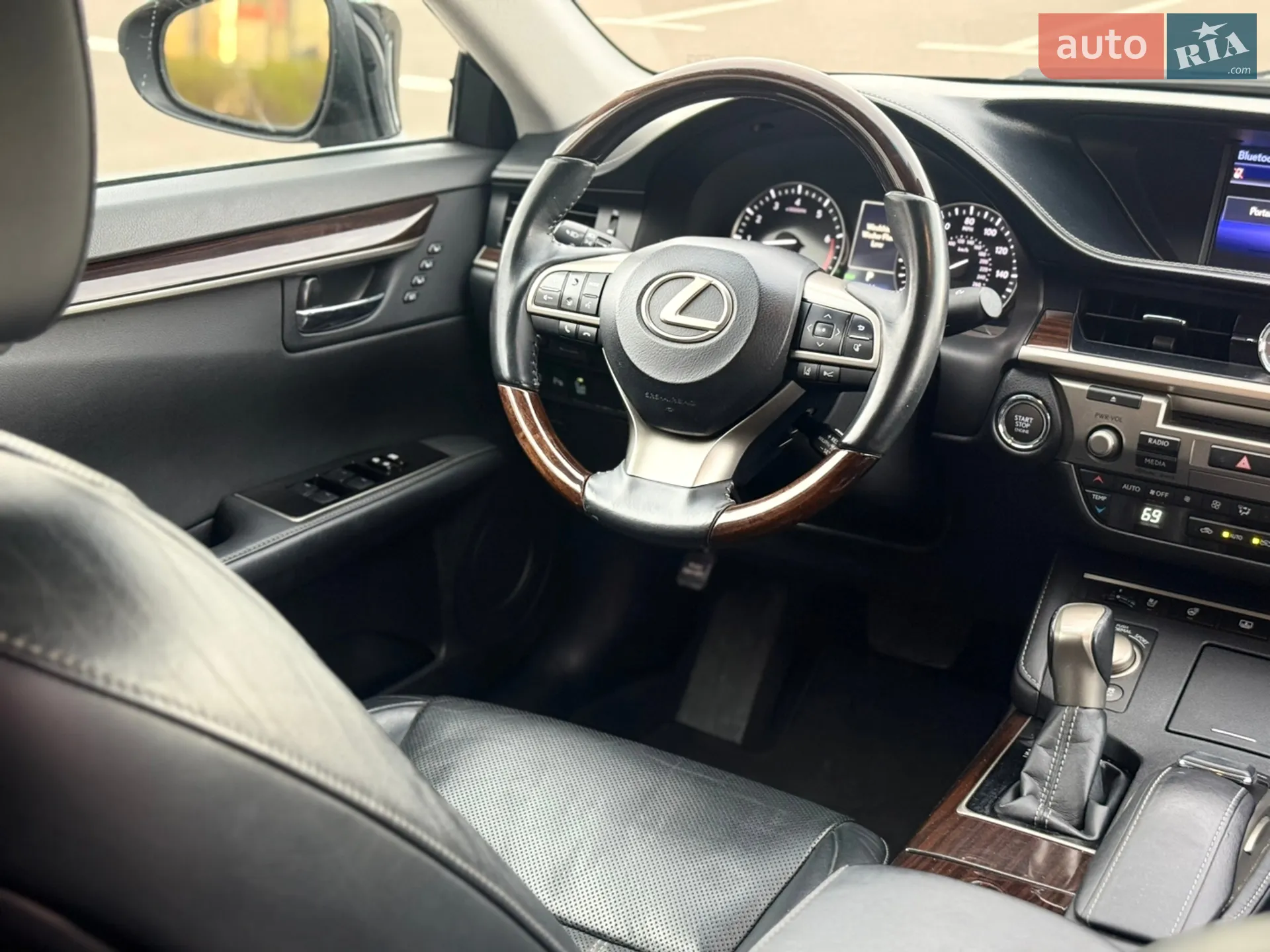 2016 Lexus ES - мініатюра 32