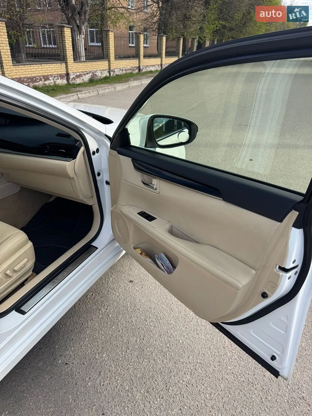 2015 Lexus ES - мініатюра 17