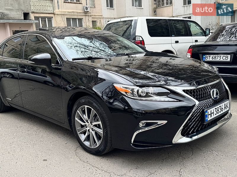 Lexus ES 2015