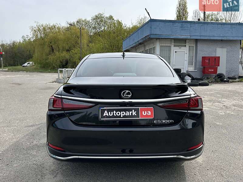 Седан Lexus ES 2023 в Києві
