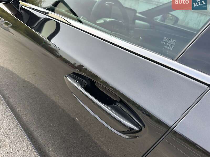 Седан Lexus ES 2023 в Києві