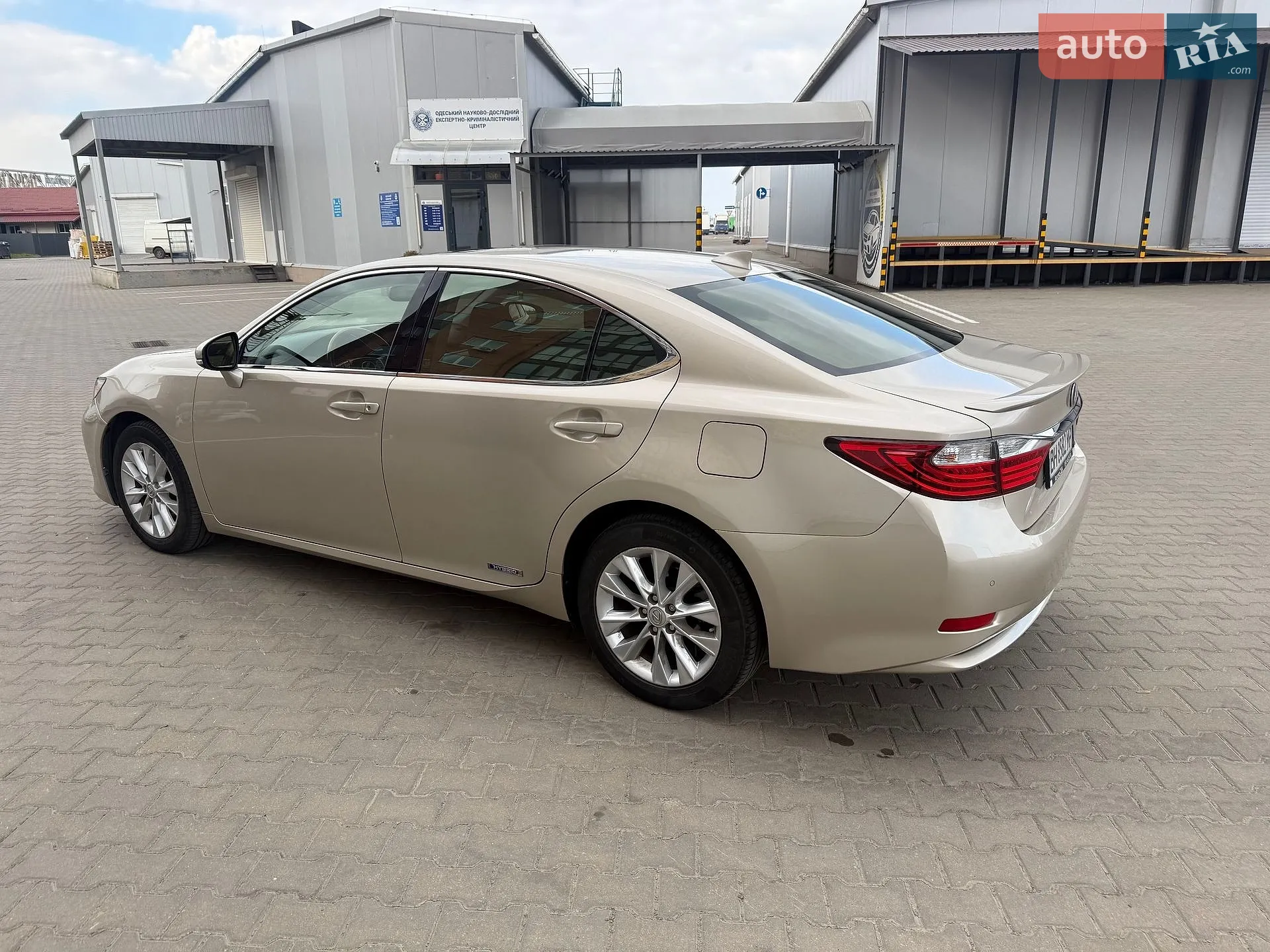 2015 Lexus ES - мініатюра 4