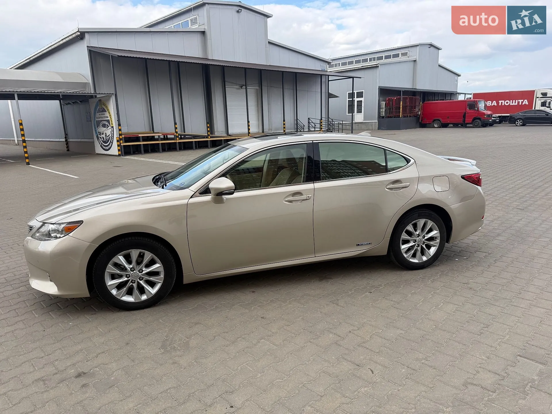2015 Lexus ES - мініатюра 9