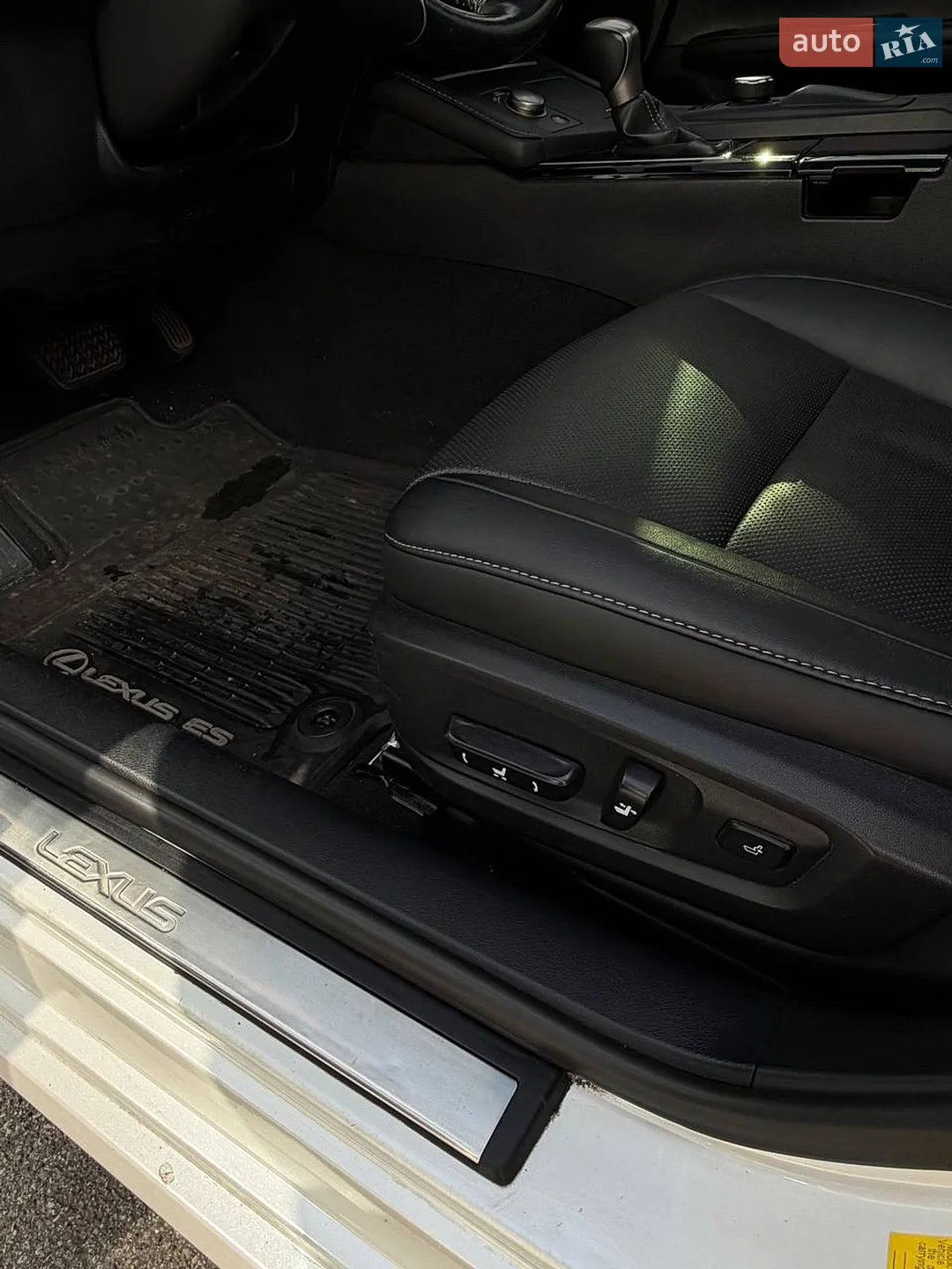 2015 Lexus ES - мініатюра 10