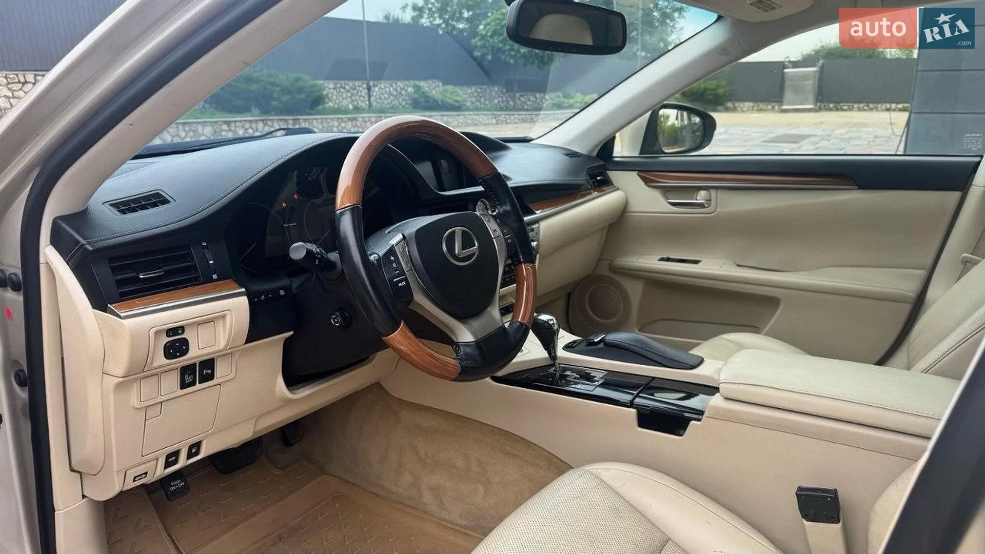 2012 Lexus ES - фото 1
