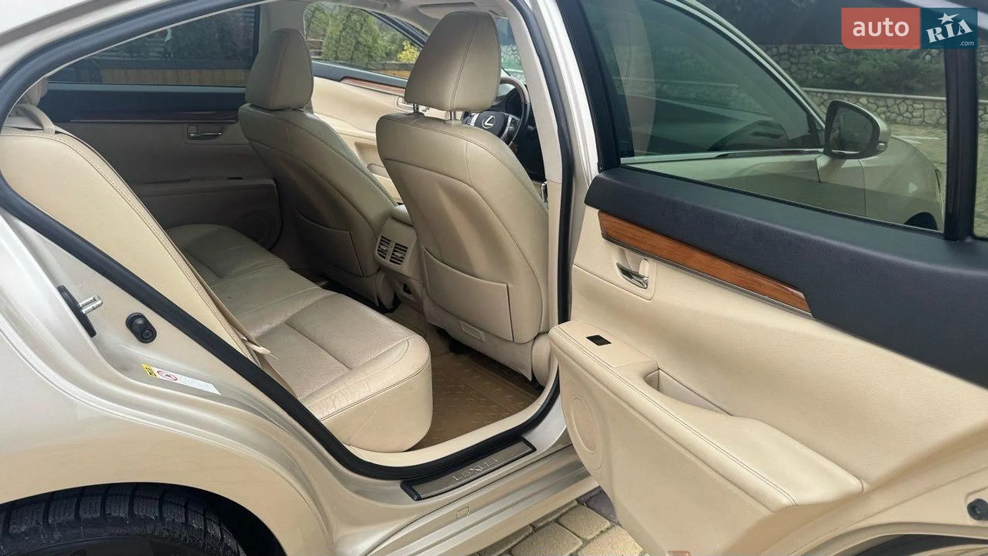2012 Lexus ES - мініатюра 10