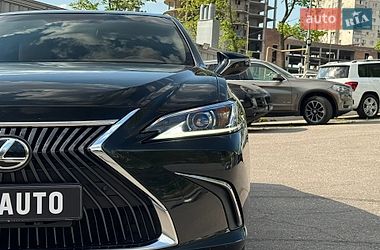 Седан Lexus ES 2019 в Харькове