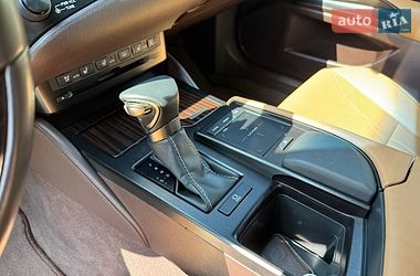 Седан Lexus ES 2019 в Харькове
