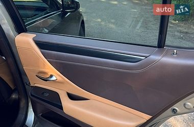 Седан Lexus ES 2018 в Дніпрі
