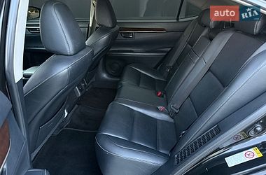 Седан Lexus ES 2013 в Вінниці