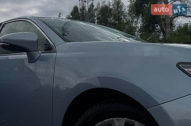 Седан Lexus ES 2012 в Коростене