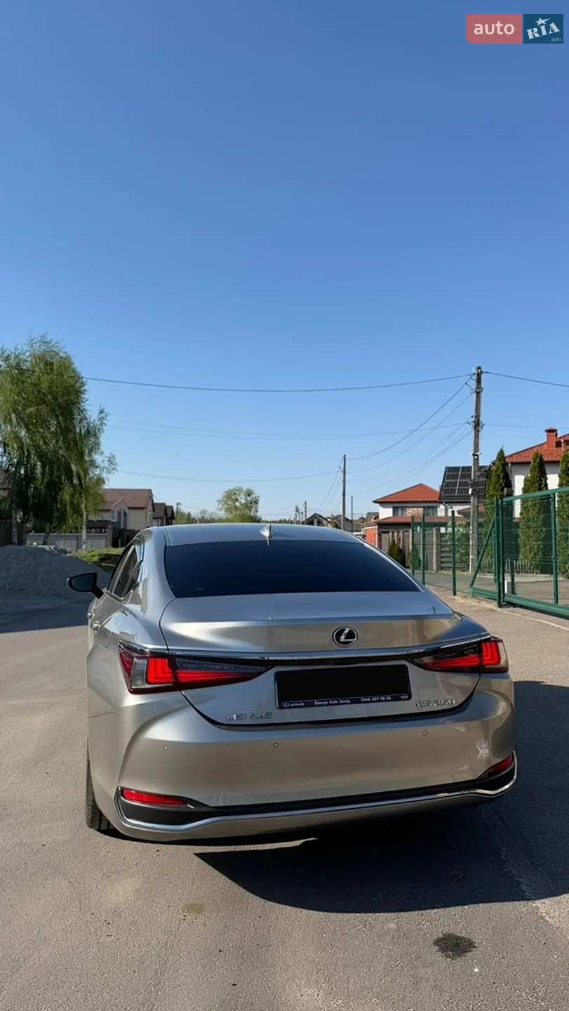 2020 Lexus ES - мініатюра 5