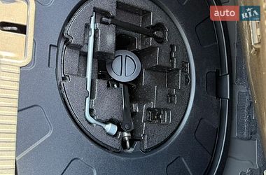 Седан Lexus ES 2020 в Киеве