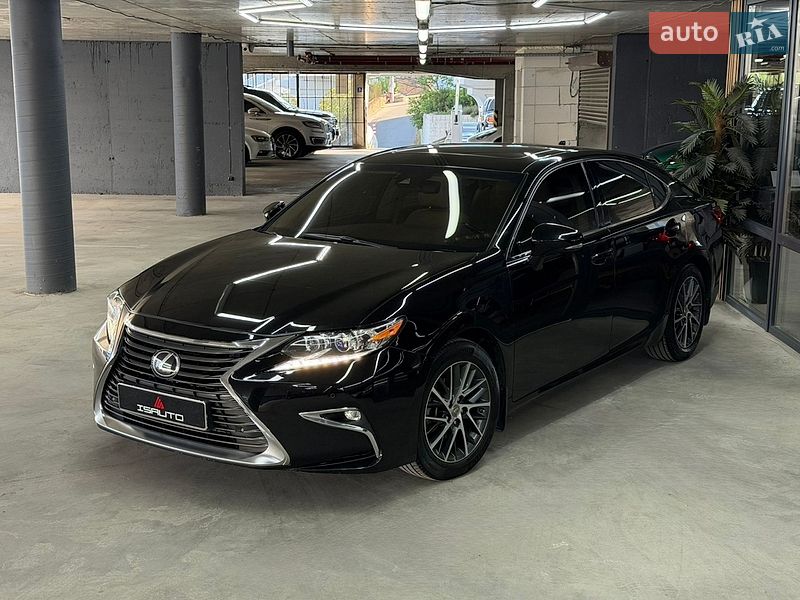 Седан Lexus ES 2018 в Одессе