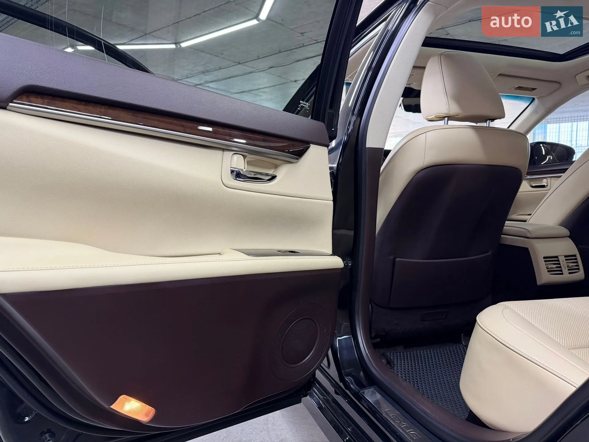 2018 Lexus ES - мініатюра 23