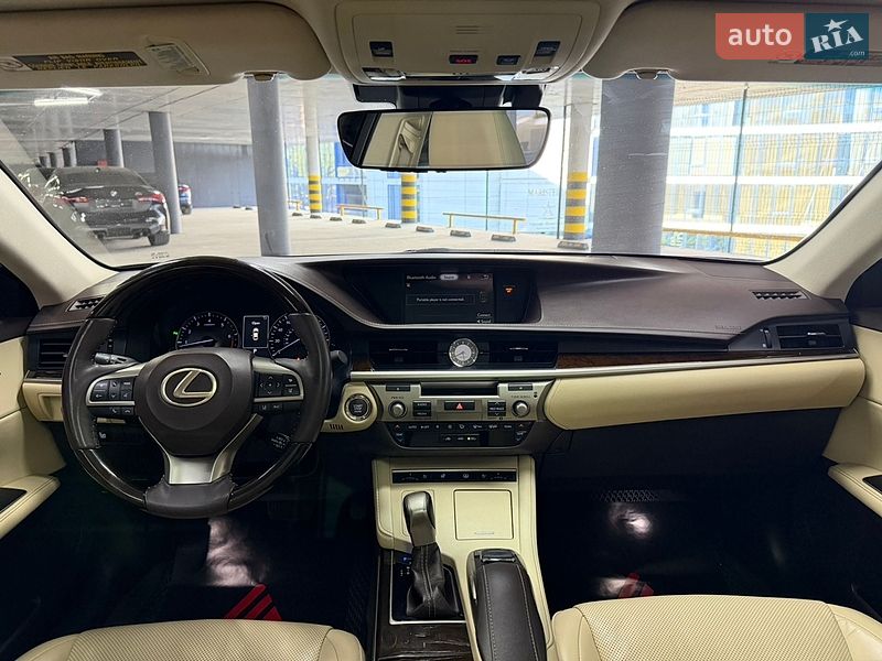 Седан Lexus ES 2018 в Одессе