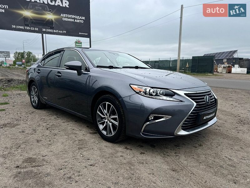 Lexus ES 2017