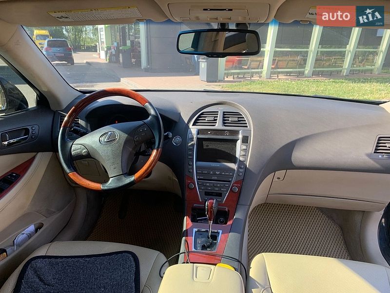 Седан Lexus ES 2007 в Мостиске