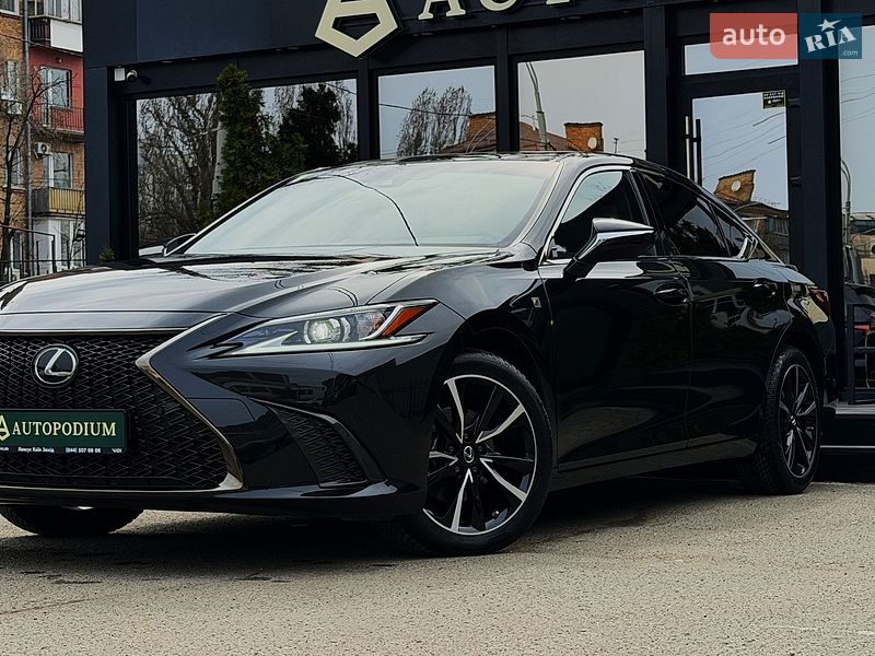 Седан Lexus ES 2023 в Киеве