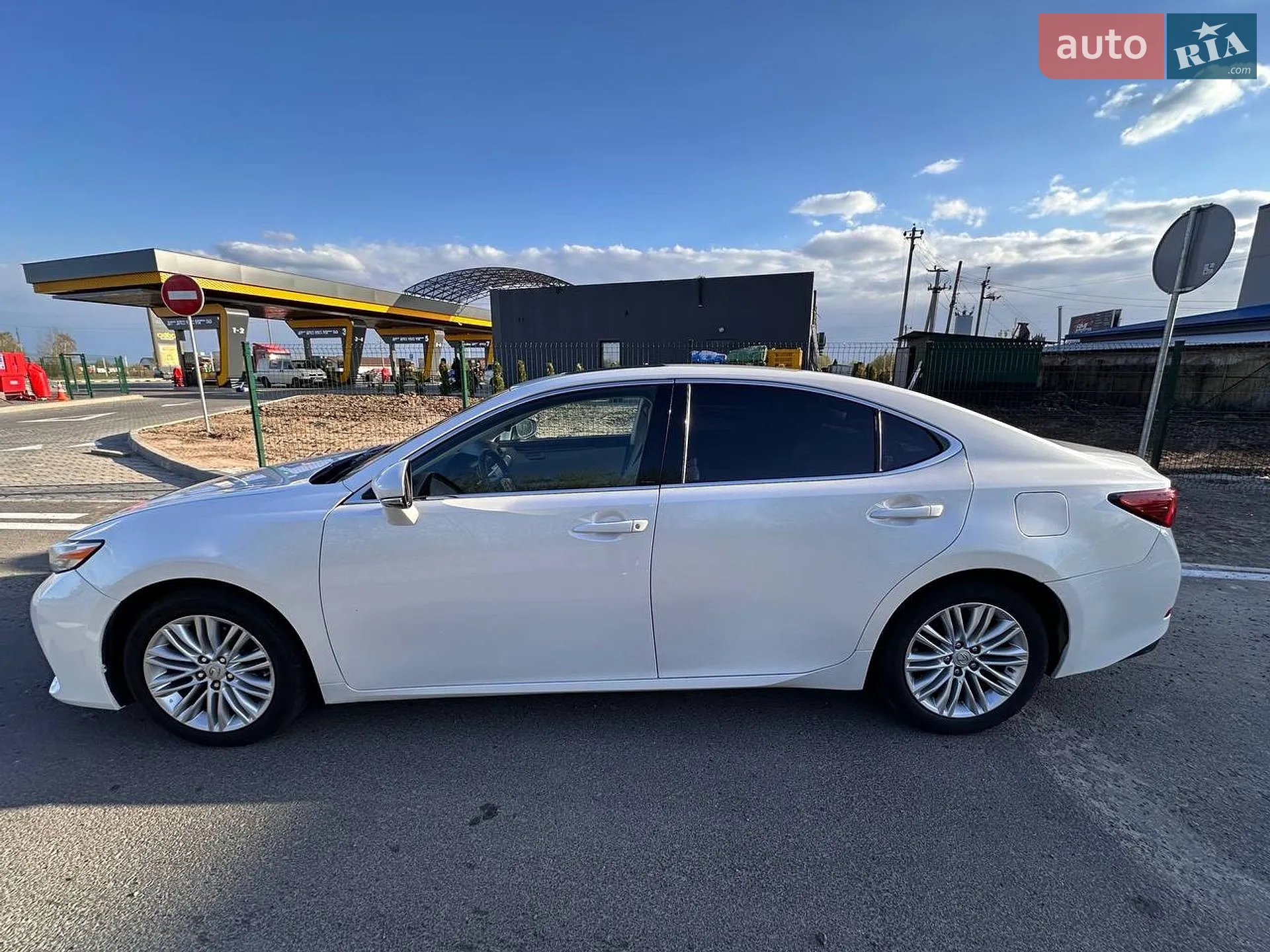 2016 Lexus ES - мініатюра 11