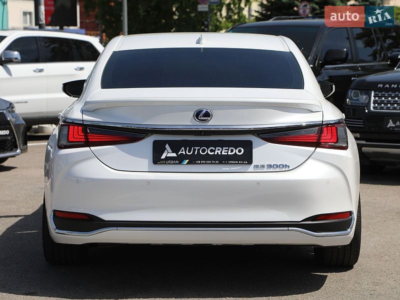 Седан Lexus ES 2021 в Харькове