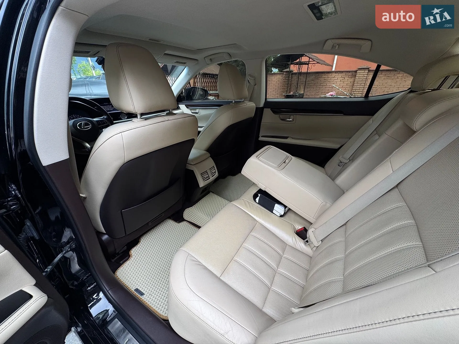 2016 Lexus ES - мініатюра 3