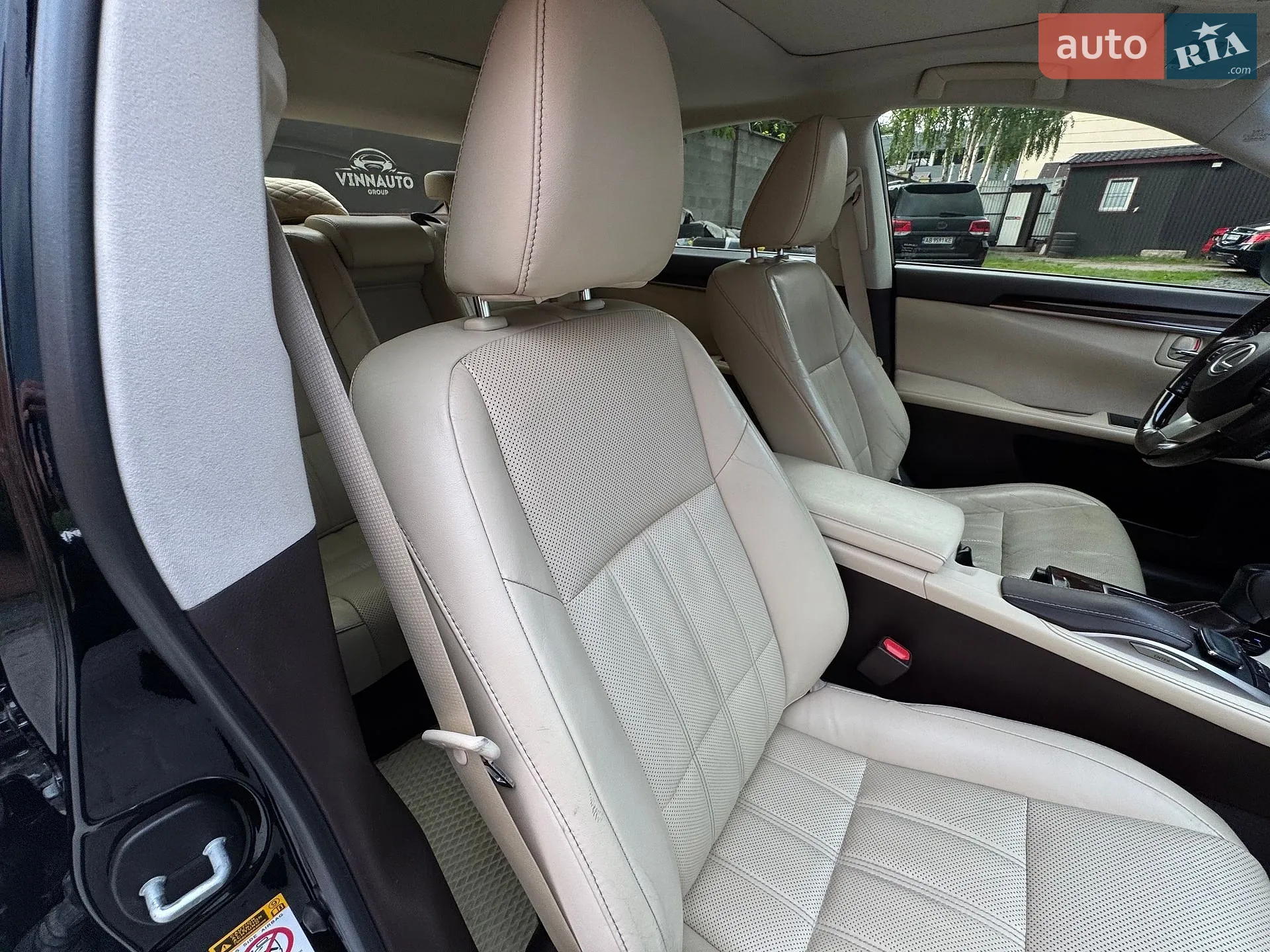 2016 Lexus ES - мініатюра 32