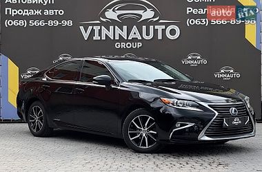 Седан Lexus ES 2016 в Вінниці