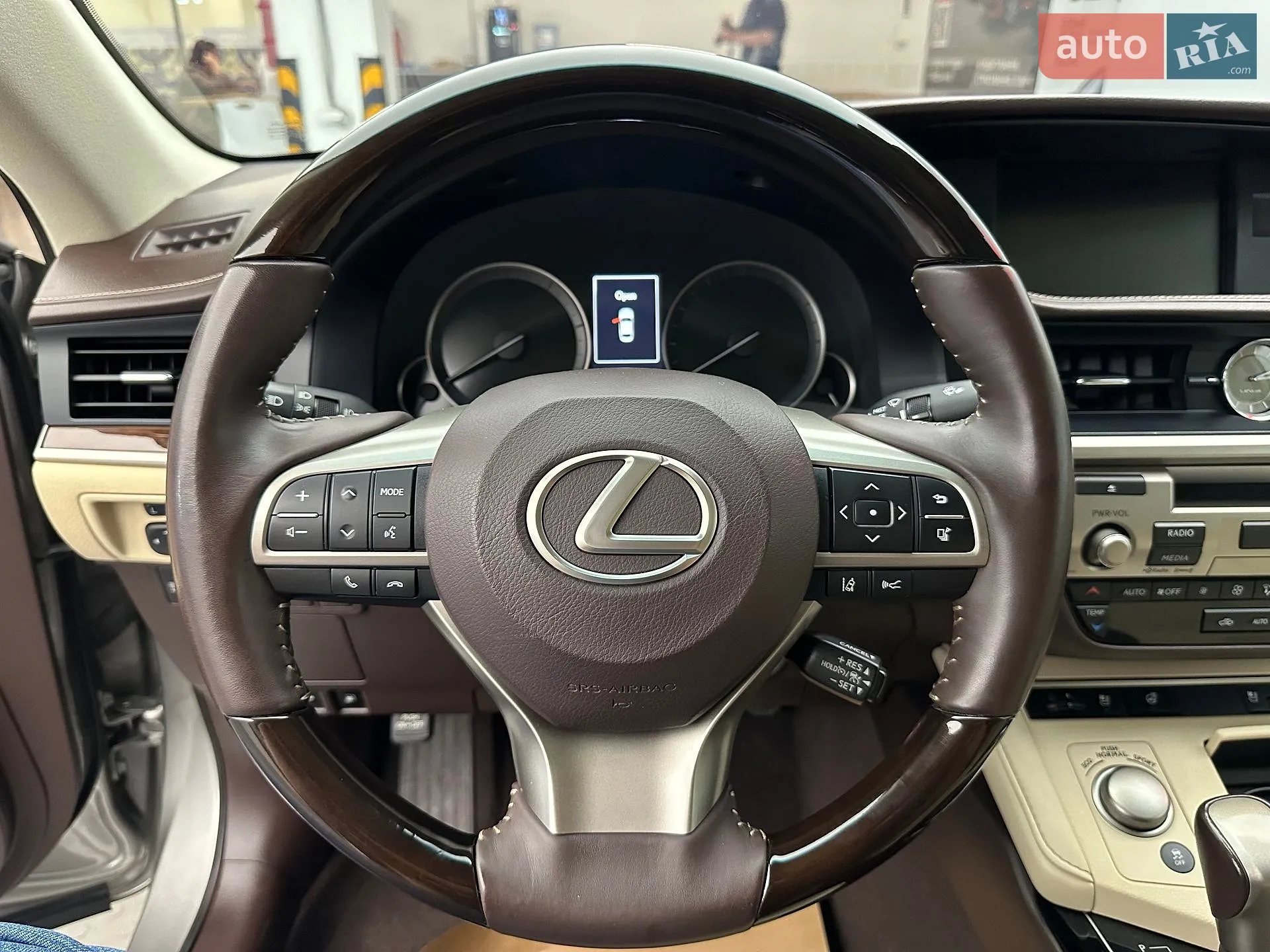 2018 Lexus ES - мініатюра 8