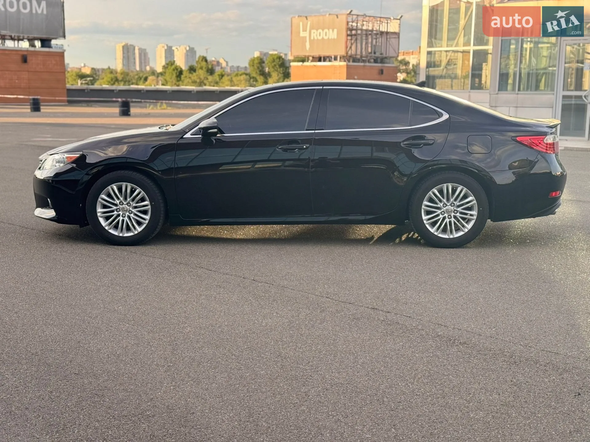 2012 Lexus ES - мініатюра 4