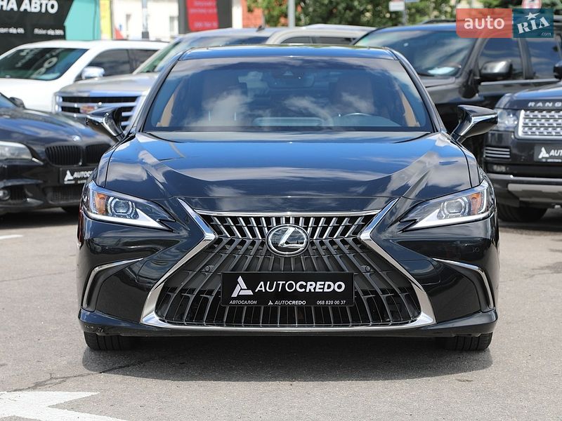 Седан Lexus ES 2022 в Харкові