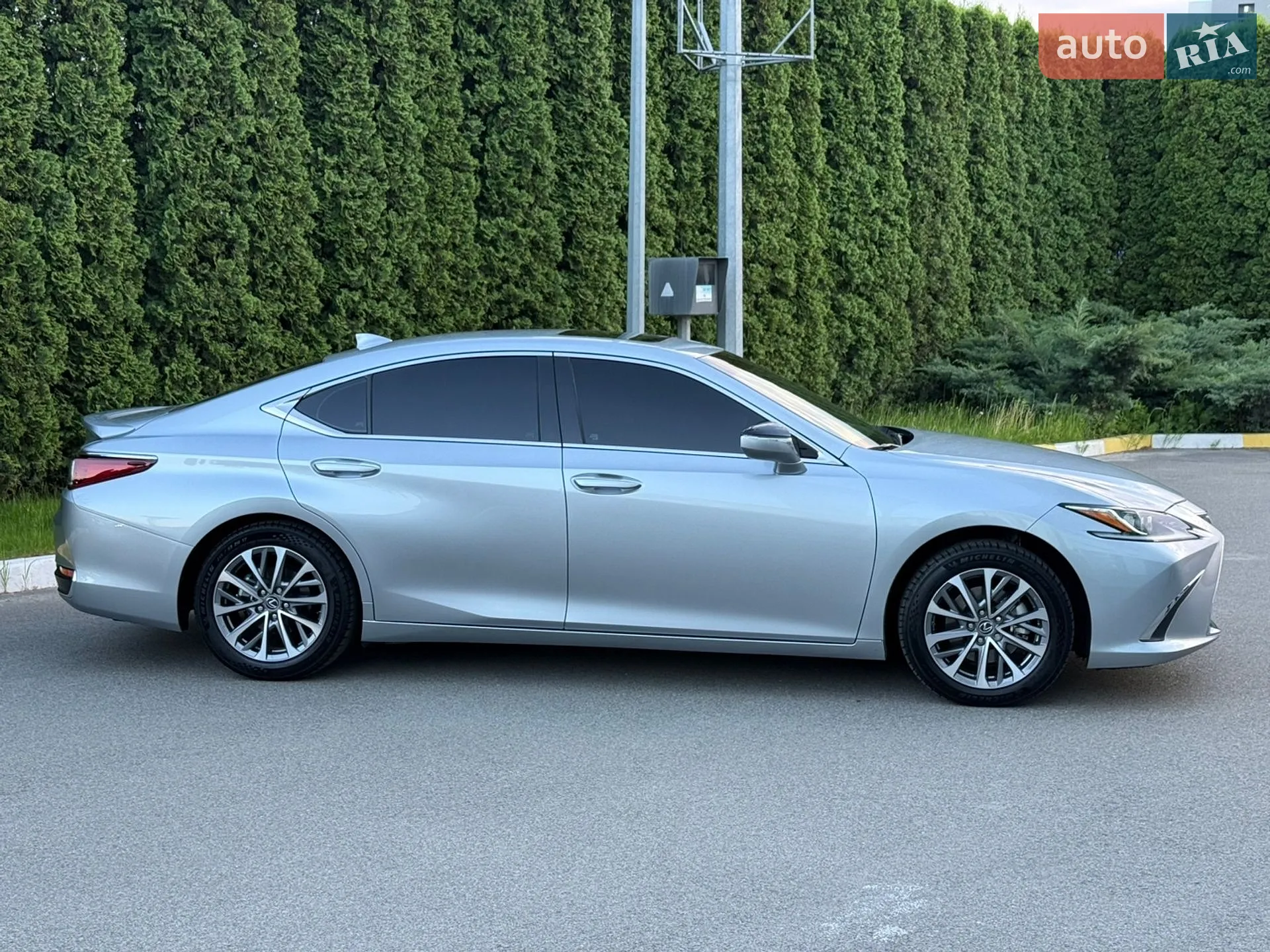 2022 Lexus ES - мініатюра 2