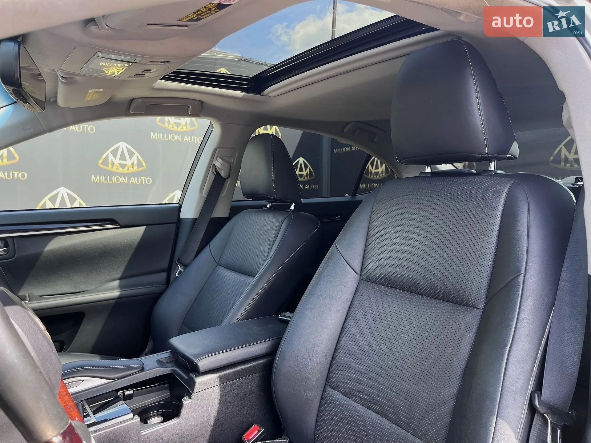 2018 Lexus ES - мініатюра 9