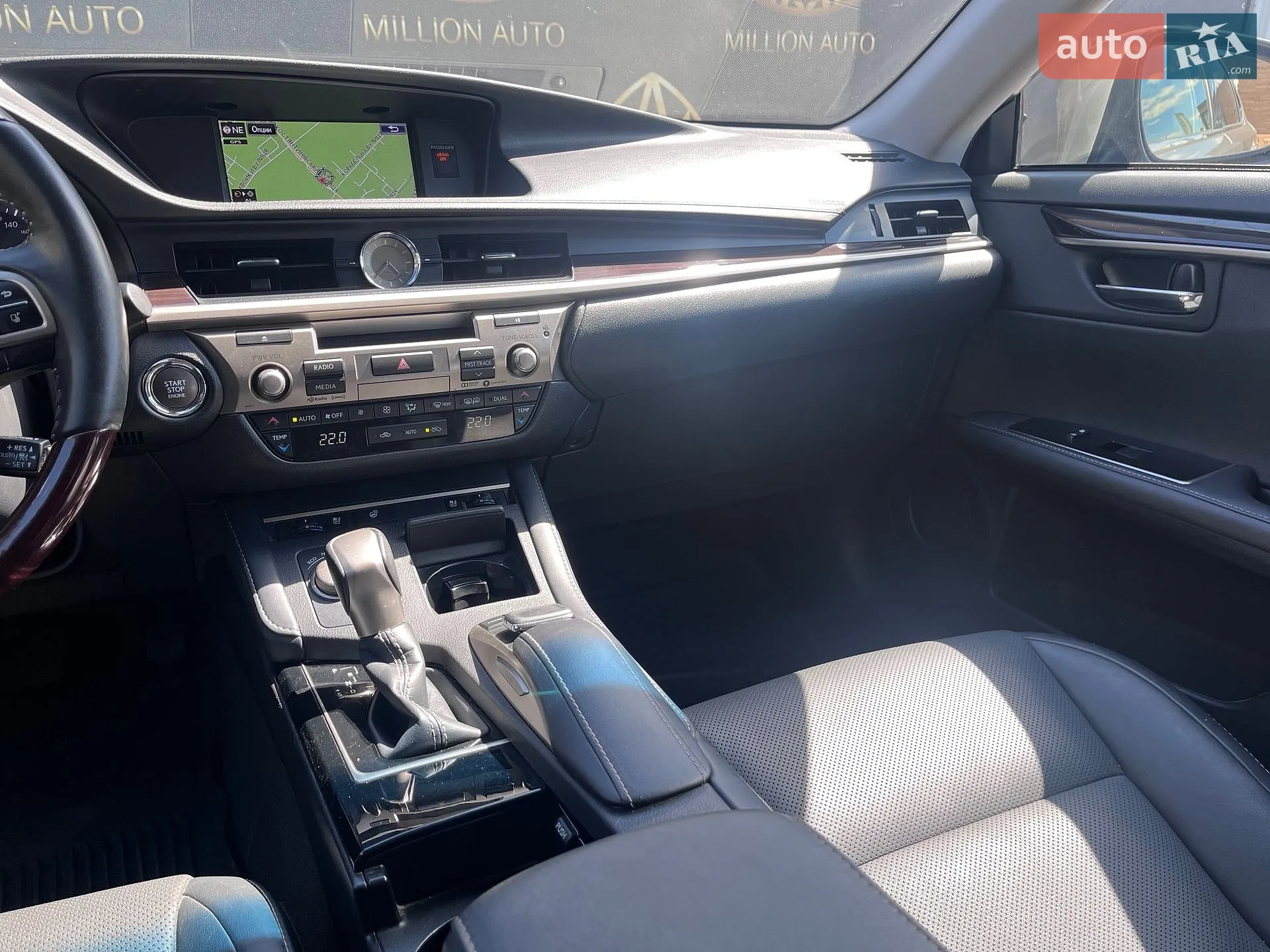 2018 Lexus ES - мініатюра 20