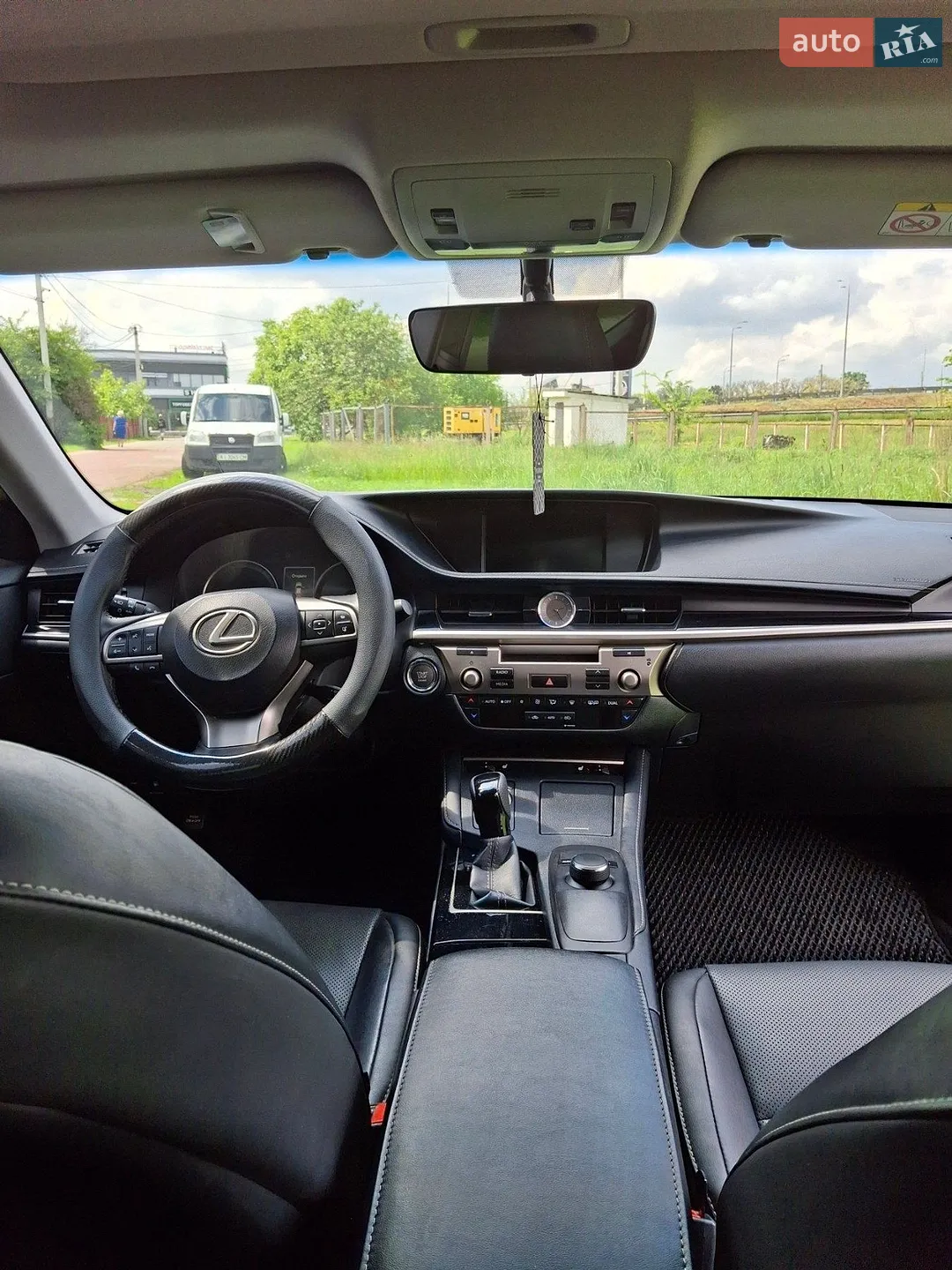 2017 Lexus ES - мініатюра 13
