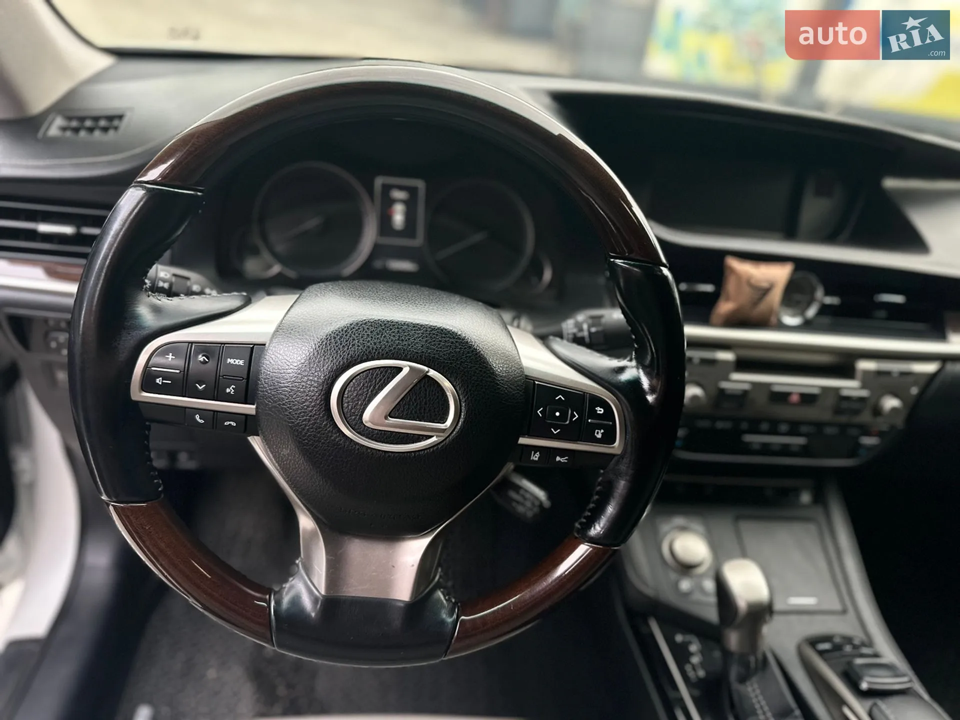 2017 Lexus ES - мініатюра 11