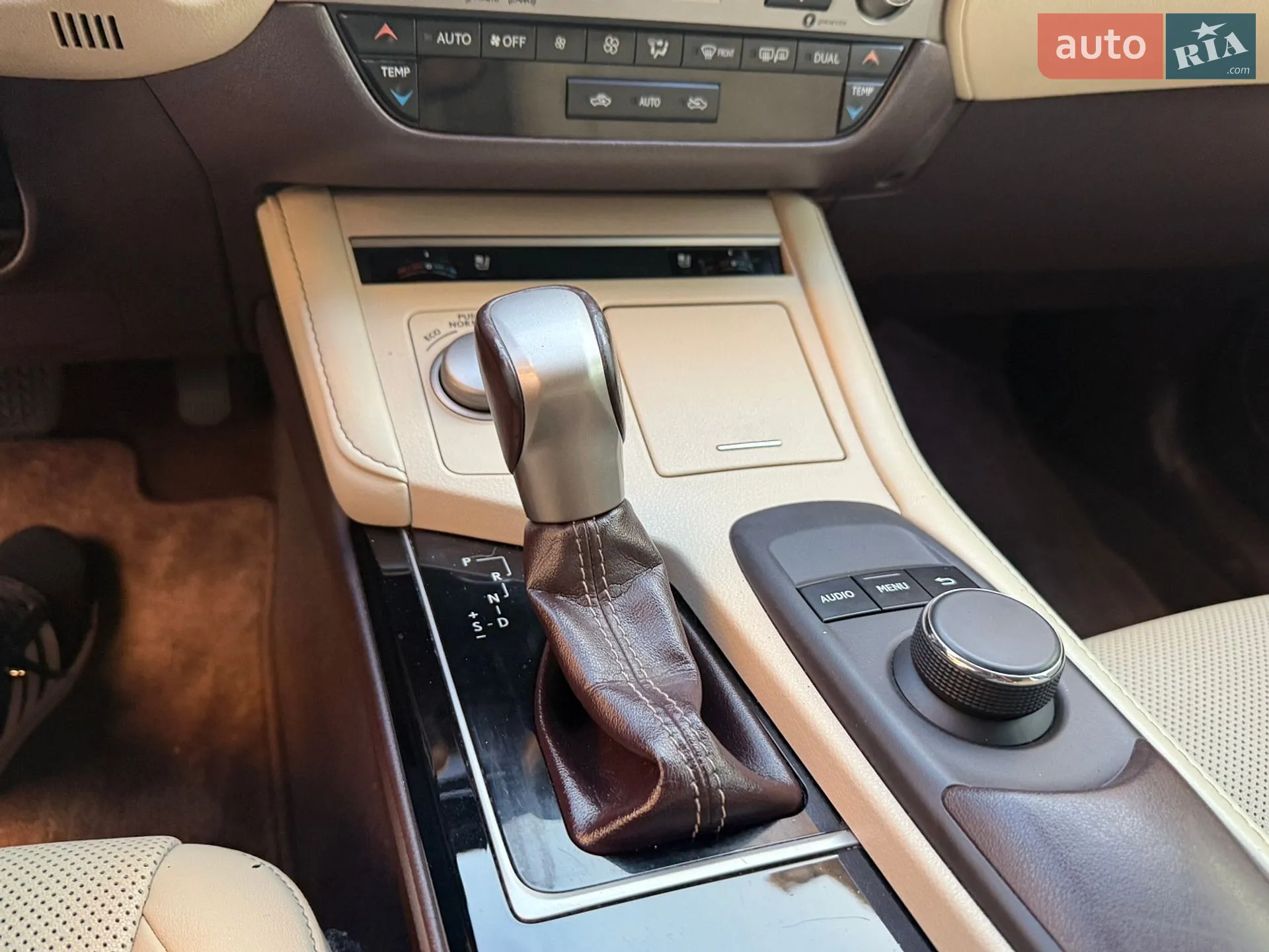 2017 Lexus ES - мініатюра 44