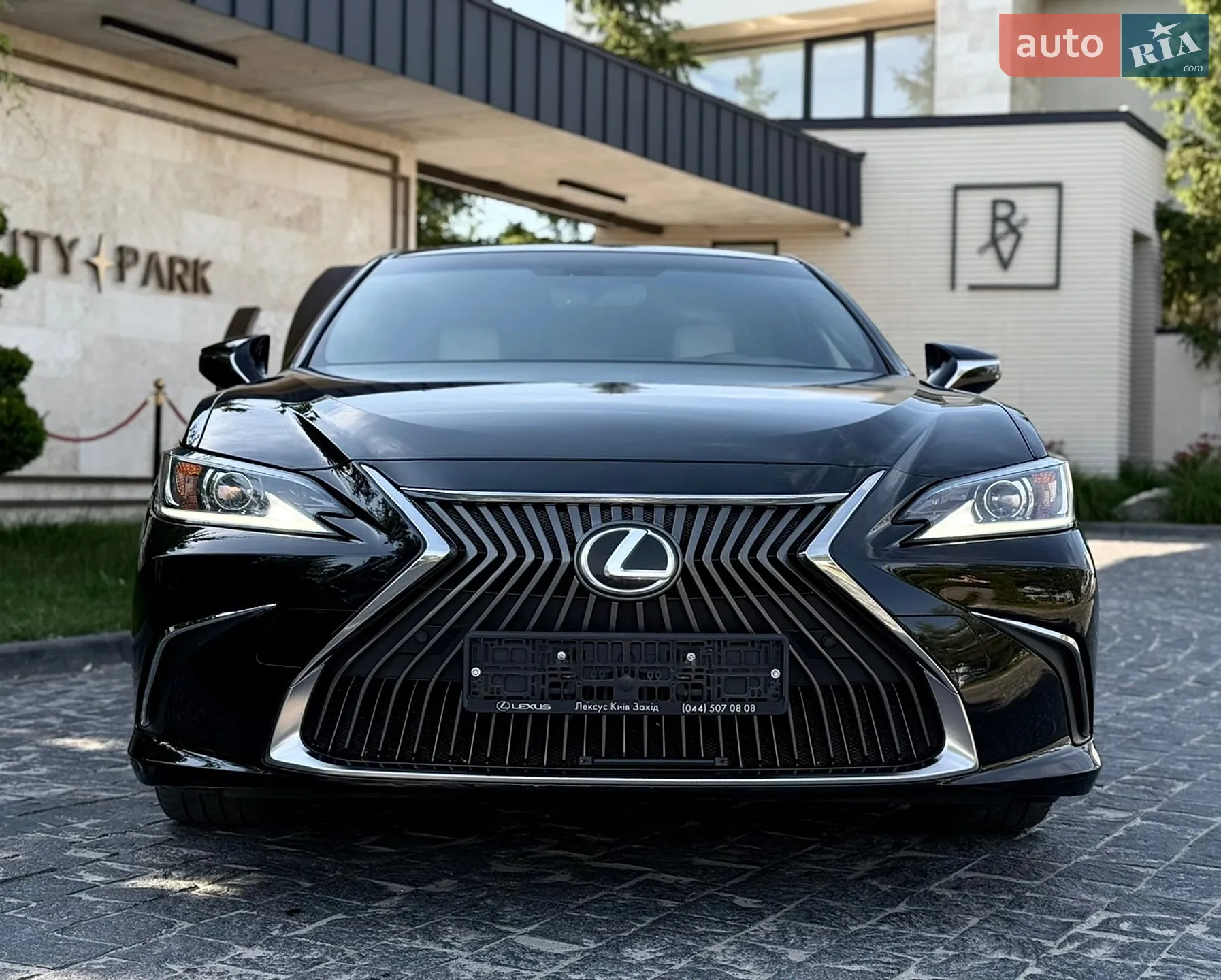 2019 Lexus ES - мініатюра 3