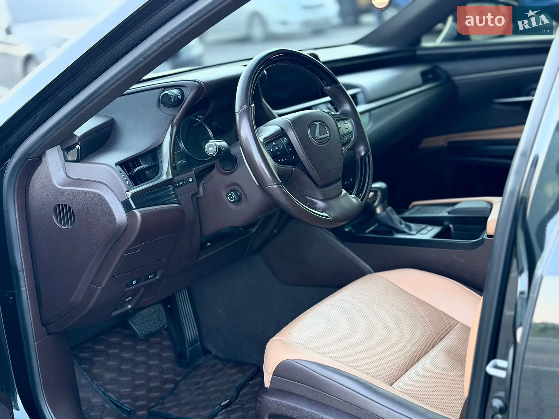 2019 Lexus ES - мініатюра 8
