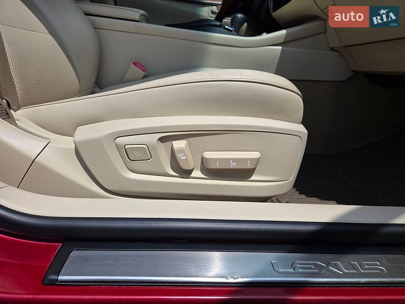 Седан Lexus ES 2014 в Києві фото 42 Седан Lexus ES 2014 в Києві