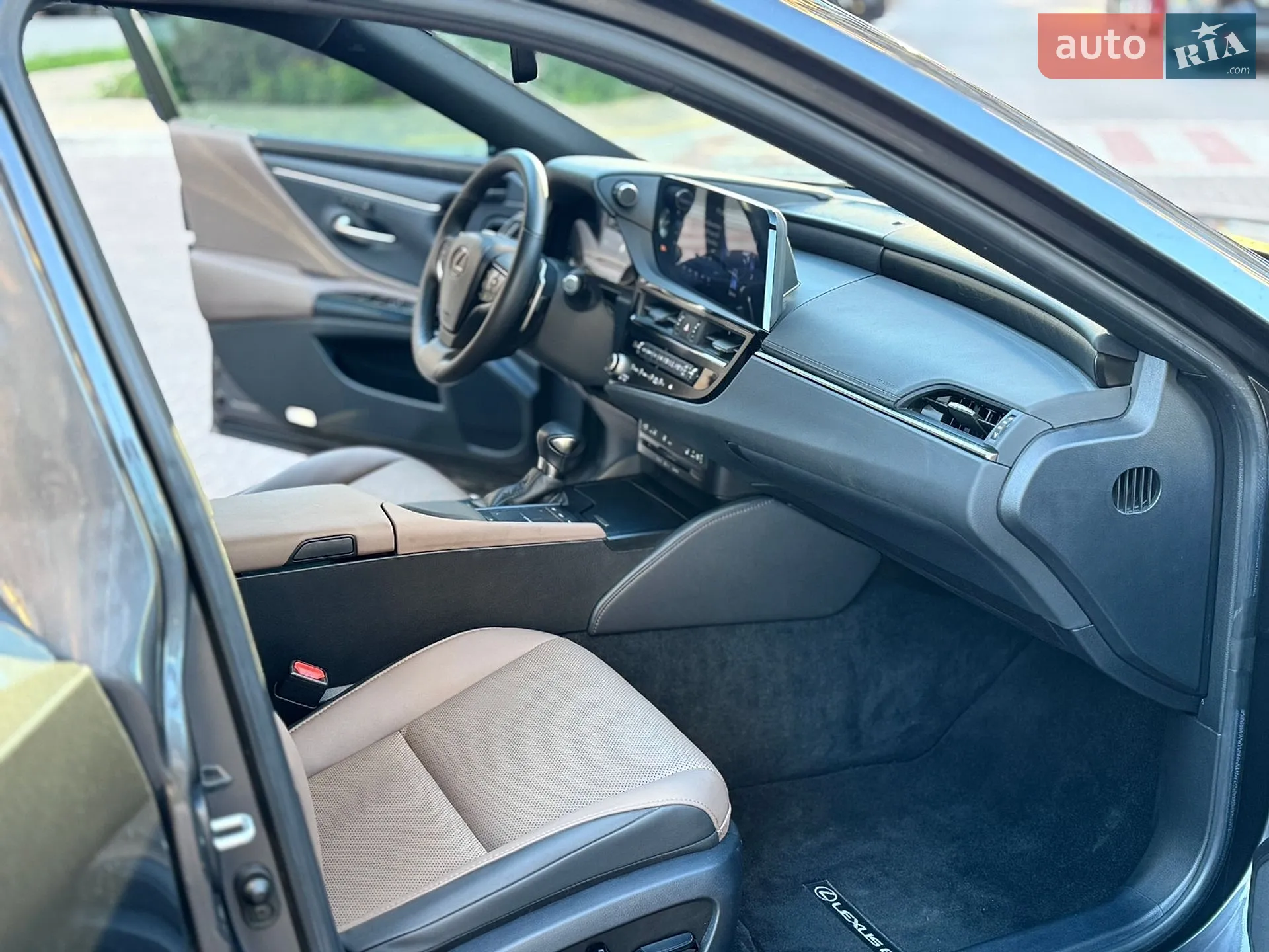 2022 Lexus ES - мініатюра 25