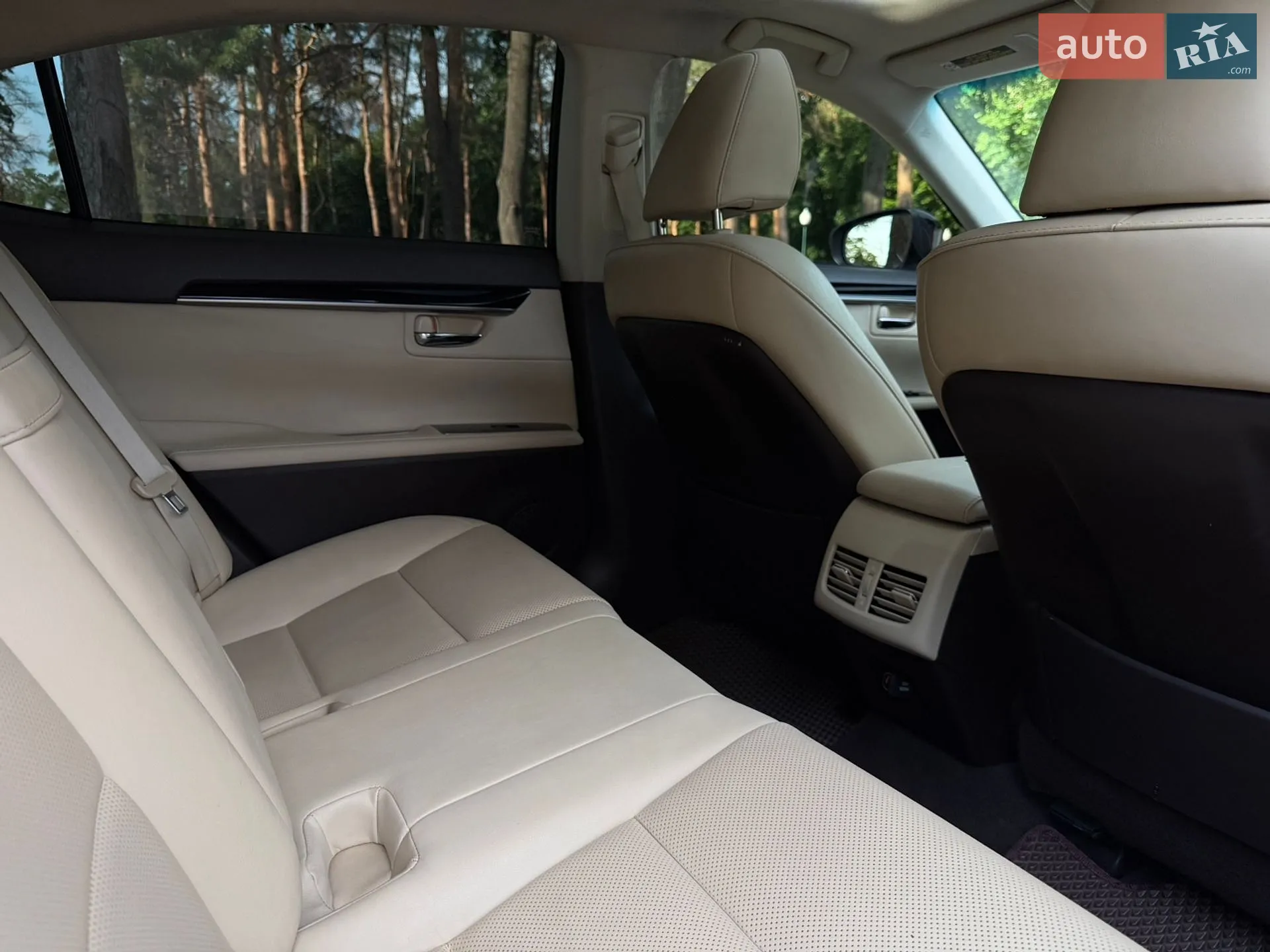 2016 Lexus ES - мініатюра 26