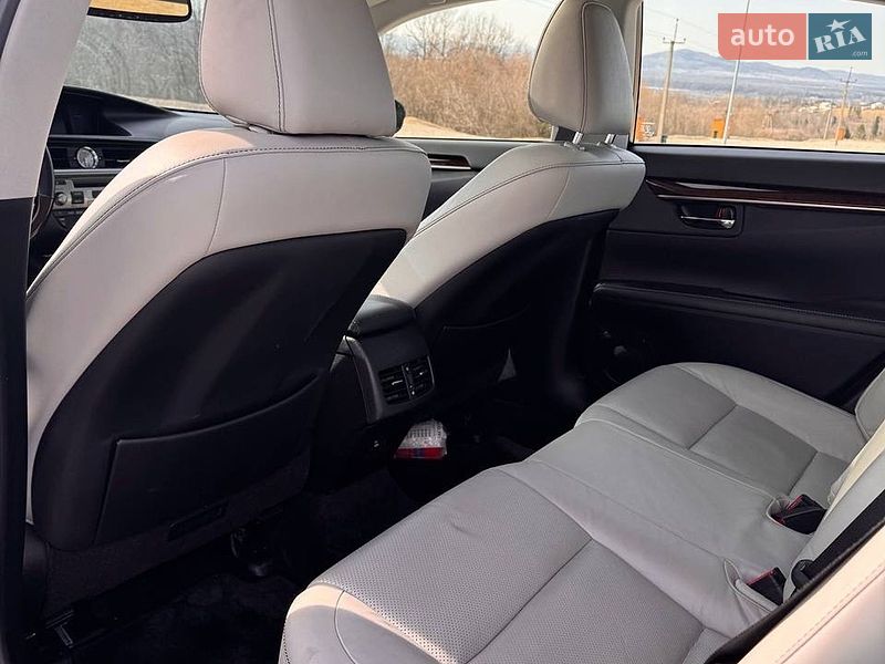 Седан Lexus ES 2015 в Києві фото 11 Седан Lexus ES 2015 в Києві