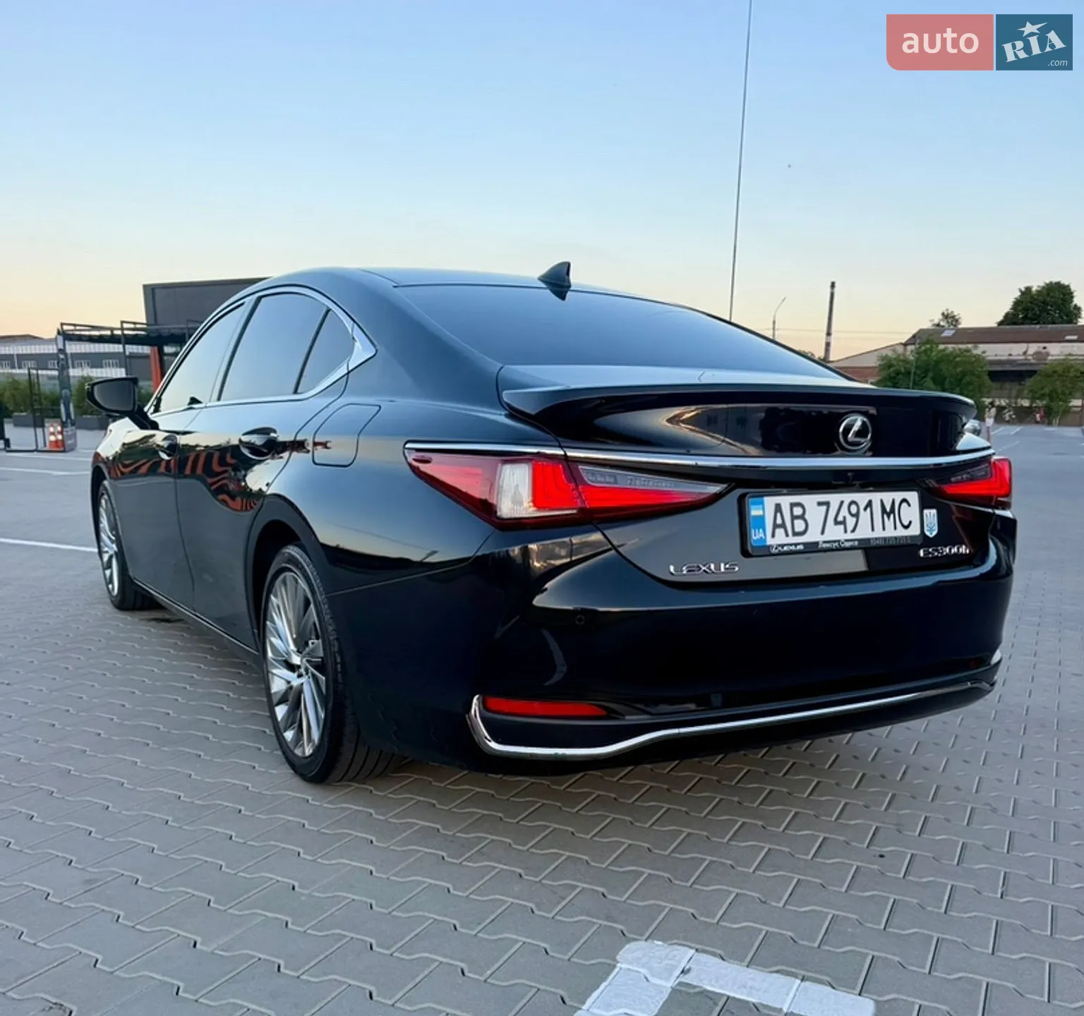 2022 Lexus ES - мініатюра 4